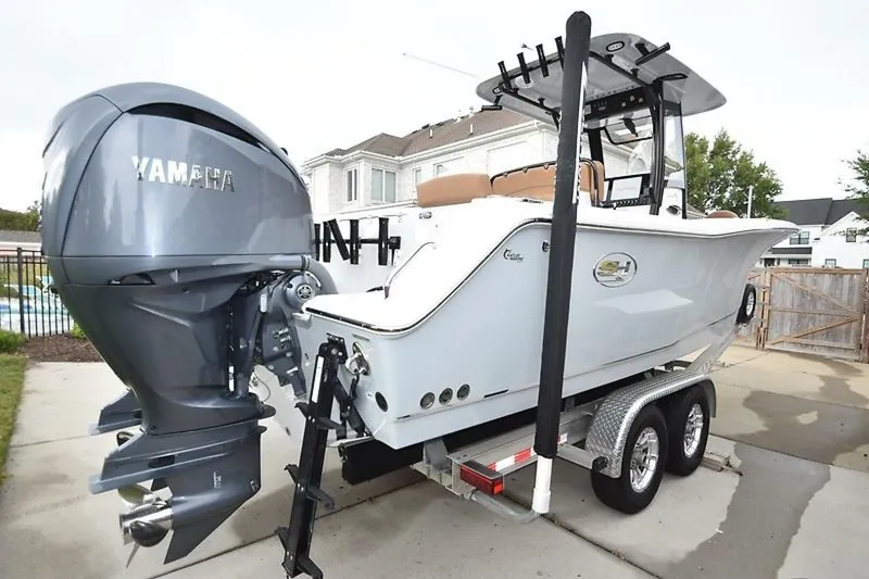 Slide: The Image of Sea Hunt GameFish 27FS 2022 - 5