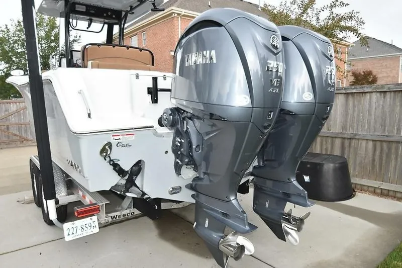 Slide: The Image of Sea Hunt GameFish 27FS 2022 - 6
