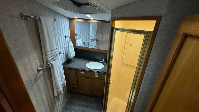 Slide: The Image of Cavileer 48 Flybridge Sportfisherman 2002 - 13