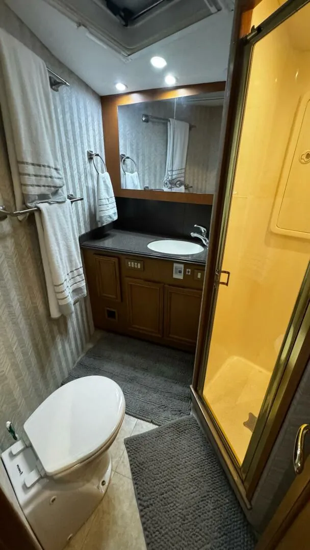 Slide: The Image of Cavileer 48 Flybridge Sportfisherman 2002 - 14