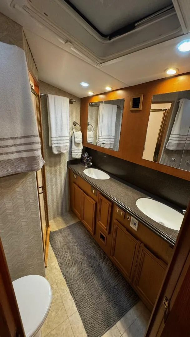 Slide: The Image of Cavileer 48 Flybridge Sportfisherman 2002 - 15