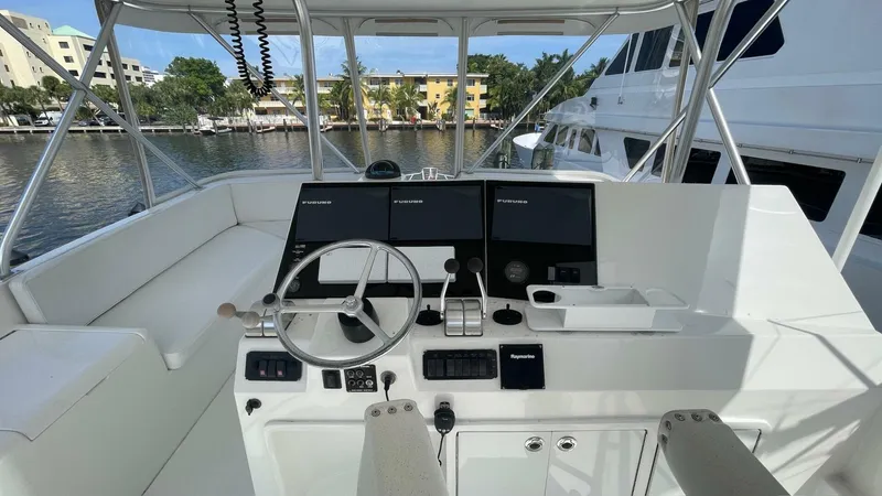Slide: The Image of Cavileer 48 Flybridge Sportfisherman 2002 - 29