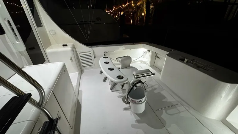 Slide: The Image of Cavileer 48 Flybridge Sportfisherman 2002 - 34