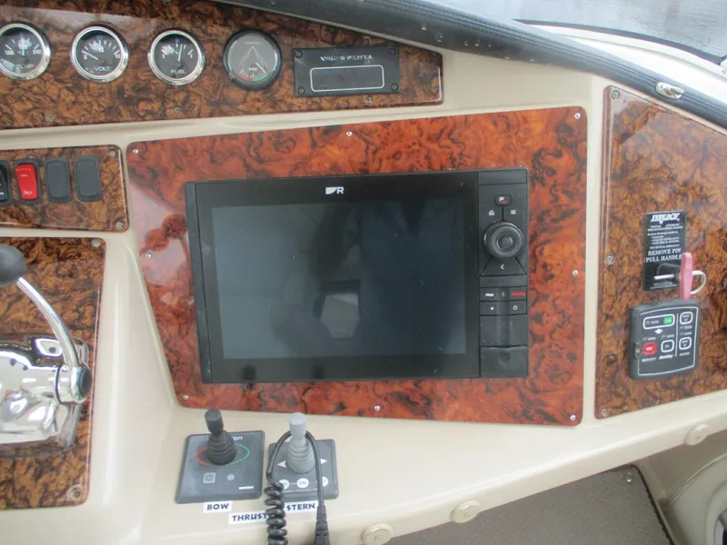 Slide: The Image of Carver Yachts 2006 - 10