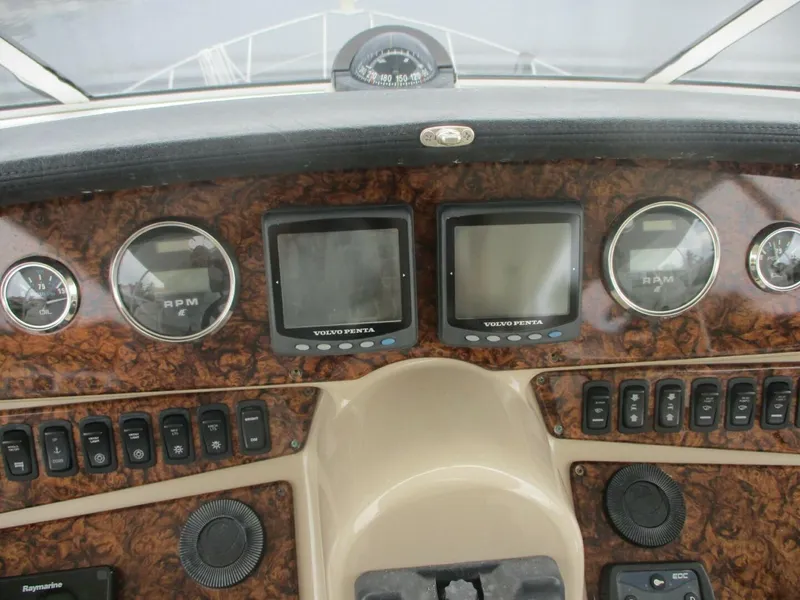 Slide: The Image of Carver Yachts 2006 - 11
