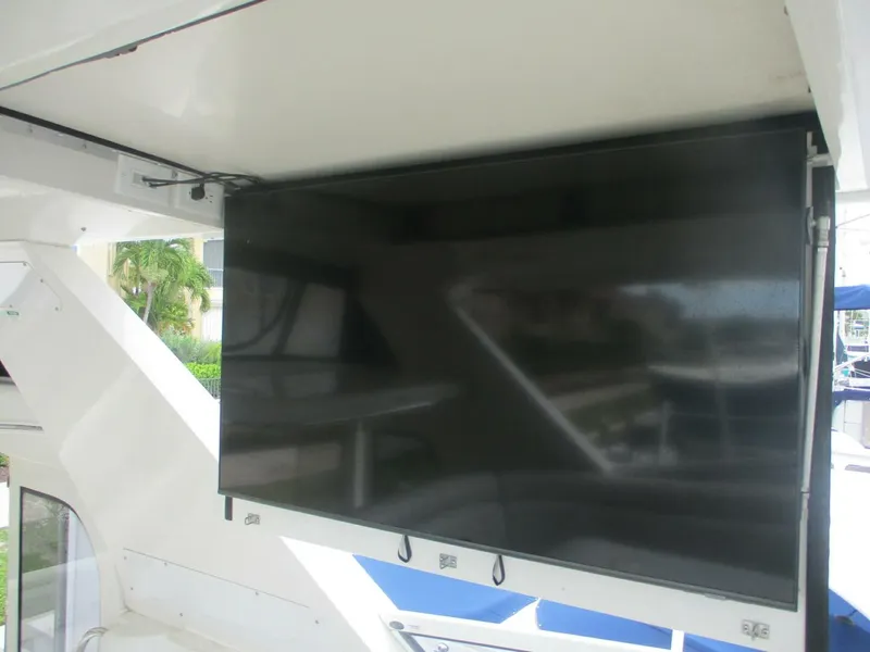 Slide: The Image of Carver Yachts 2006 - 17