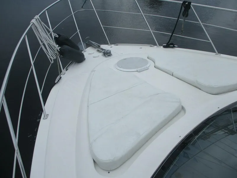 Slide: The Image of Carver Yachts 2006 - 18