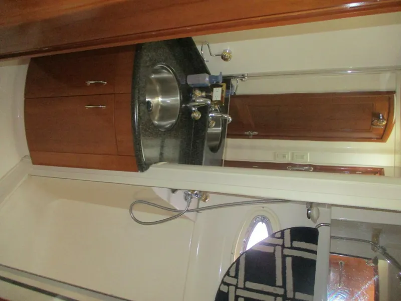 Slide: The Image of Carver Yachts 2006 - 36