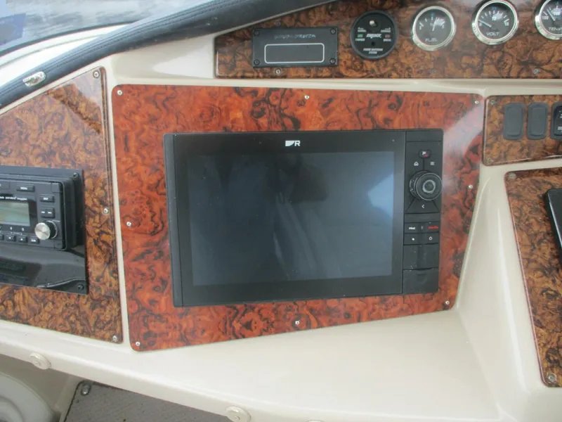 Slide: The Image of Carver Yachts 2006 - 8