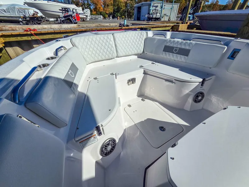 Slide: The Image of Sea Fox 268 Commander 2026 - 16
