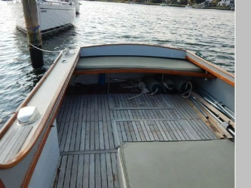 Slide: The Image of Dyer Extended Hardtop 1986 - 15