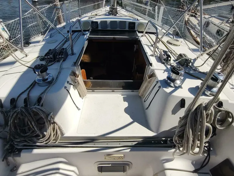 Slide: The Image of Hunter 37 Legend 1987 - 12