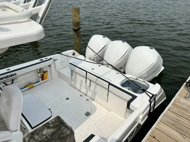 Slide: The Image of Everglades 350 LX 2012 - 17