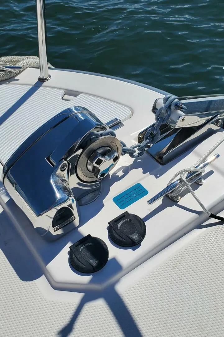 Slide: The Image of Ranger Tug R-27 LE 2024 - 25