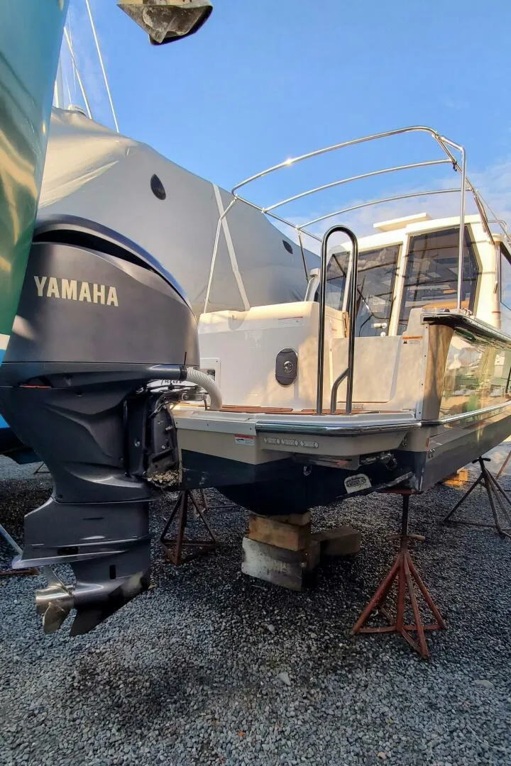 Slide: The Image of Ranger Tug R-27 LE 2024 - 26