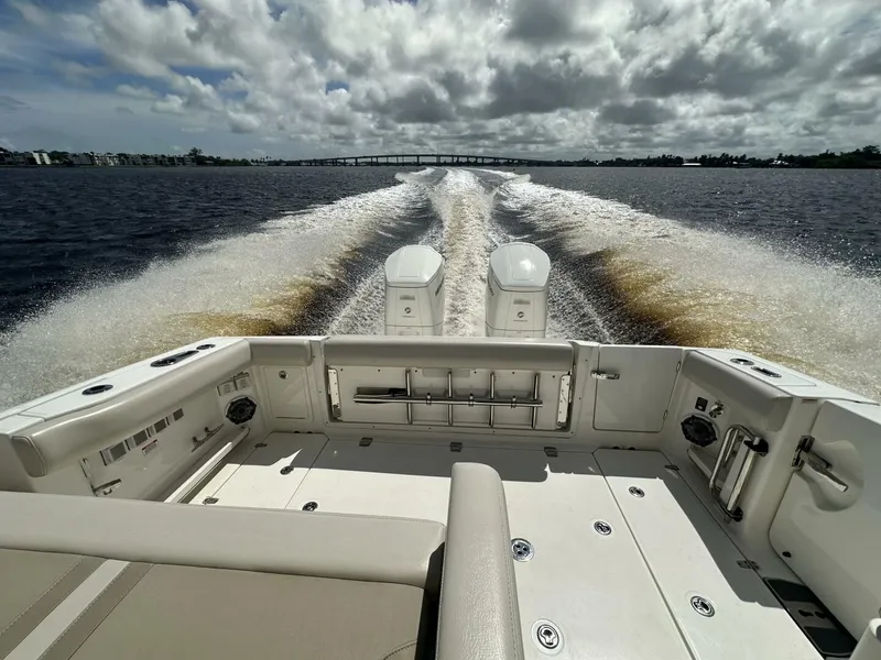 Slide: The Image of Boston Whaler 380 Realm 2023 - 3