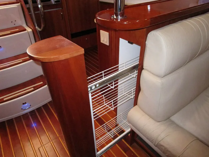 Slide: The Image of Tiara 5200 Express 2003 - 11