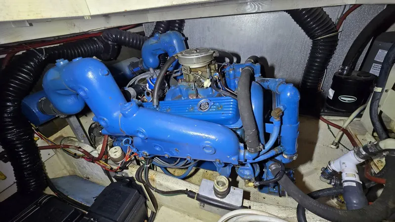 Slide: The Image of Chris-Craft 362 Catalina 1987 - 26