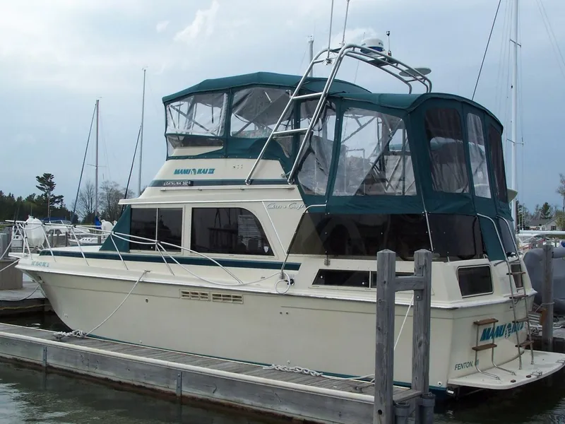 Slide: The Image of Chris-Craft 362 Catalina 1987 - 28