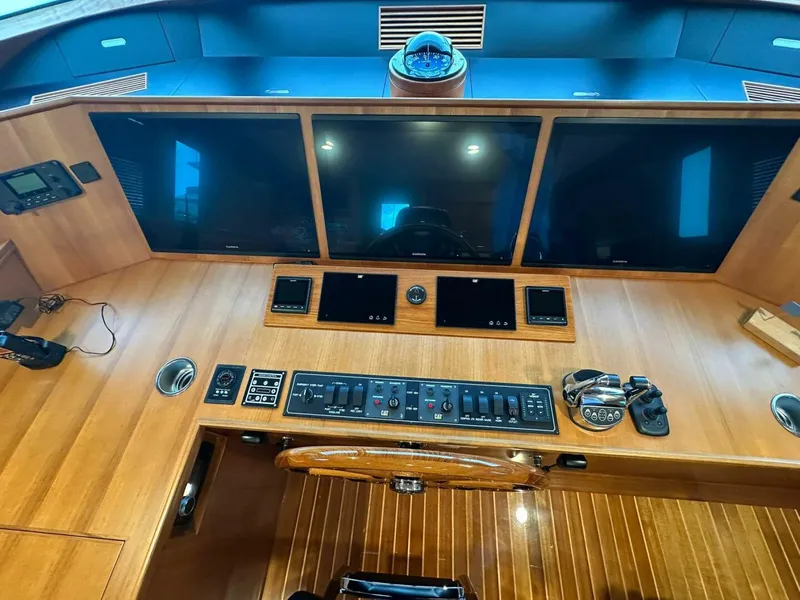 Slide: The Image of Marlow Explorer 66E - CB 2023 - 20