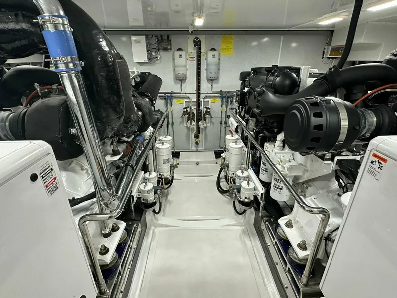 Slide: The Image of Marlow Explorer 66E - CB 2023 - 40
