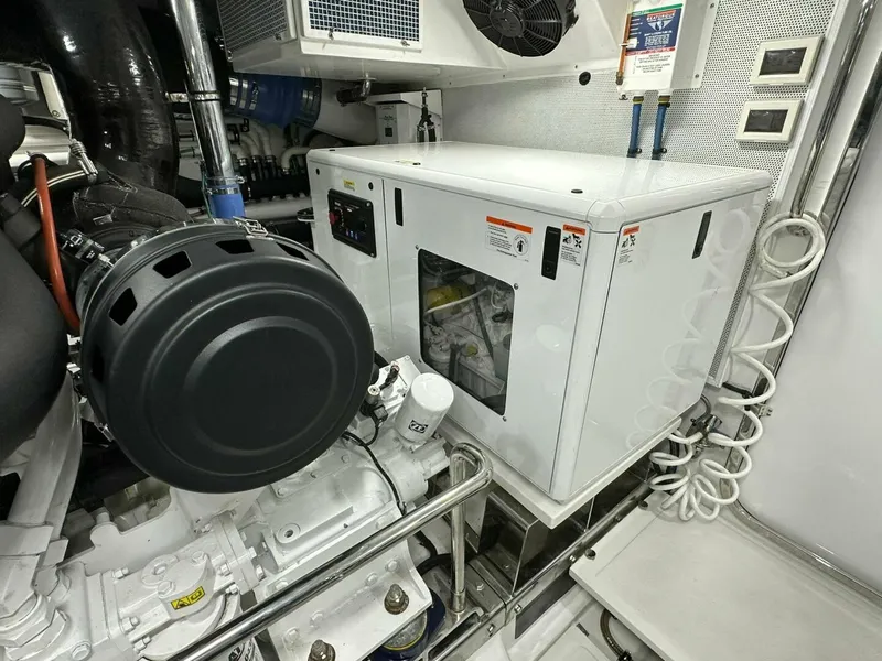 Slide: The Image of Marlow Explorer 66E - CB 2023 - 44