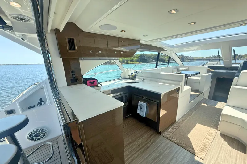 Slide: The Image of Cruisers 50 CANTIUS 2020 - 30