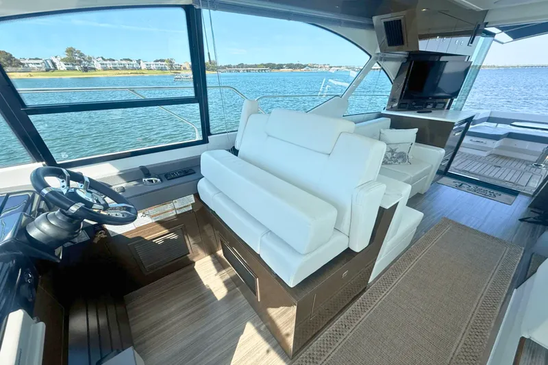 Slide: The Image of Cruisers 50 CANTIUS 2020 - 42