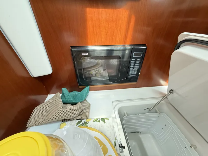 Slide: The Image of Beneteau 361 2003 - 22