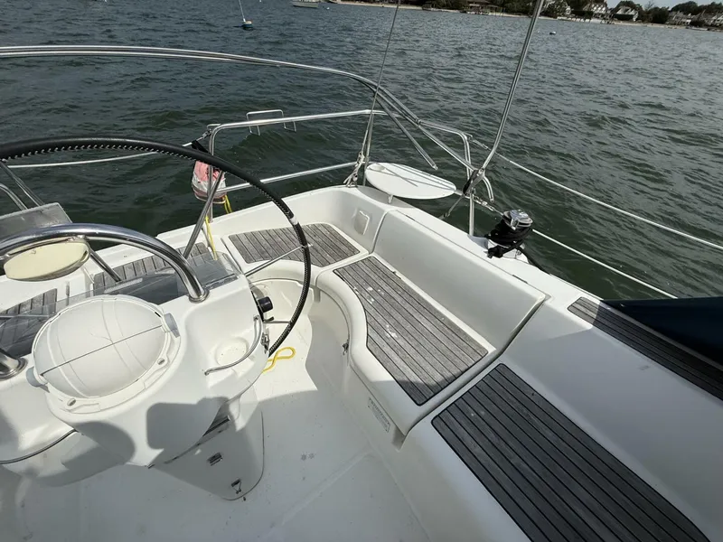 Slide: The Image of Beneteau 361 2003 - 8