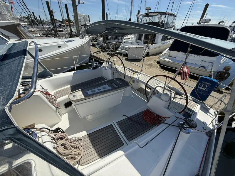 Slide: The Image of Beneteau Oceanis 43 2010 - 12