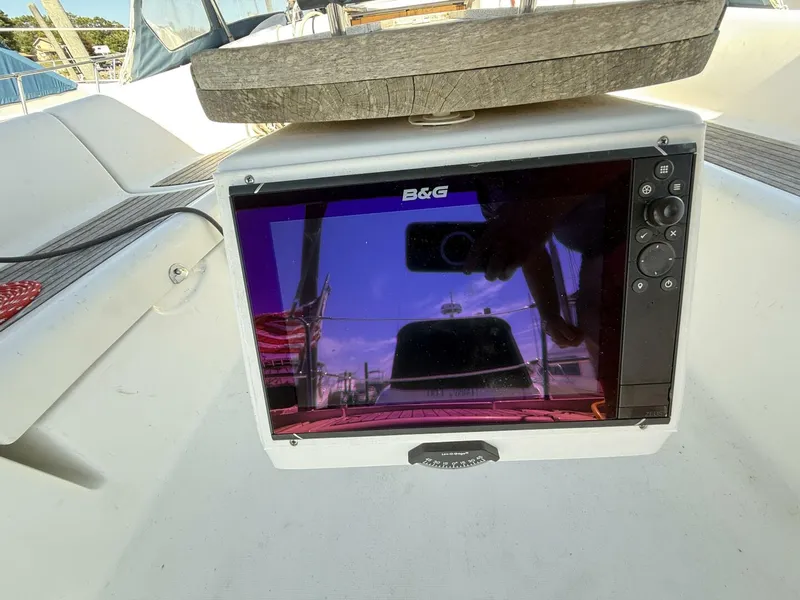 Slide: The Image of Beneteau Oceanis 43 2010 - 17