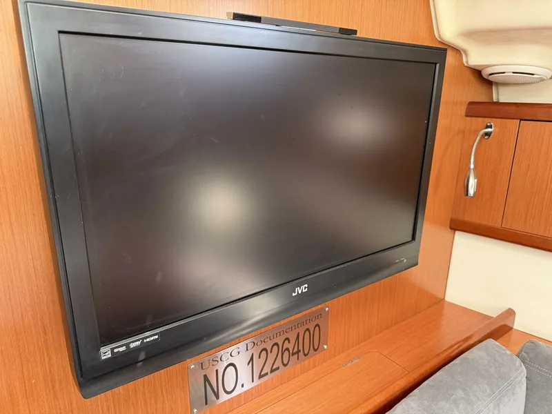 Slide: The Image of Beneteau Oceanis 43 2010 - 29
