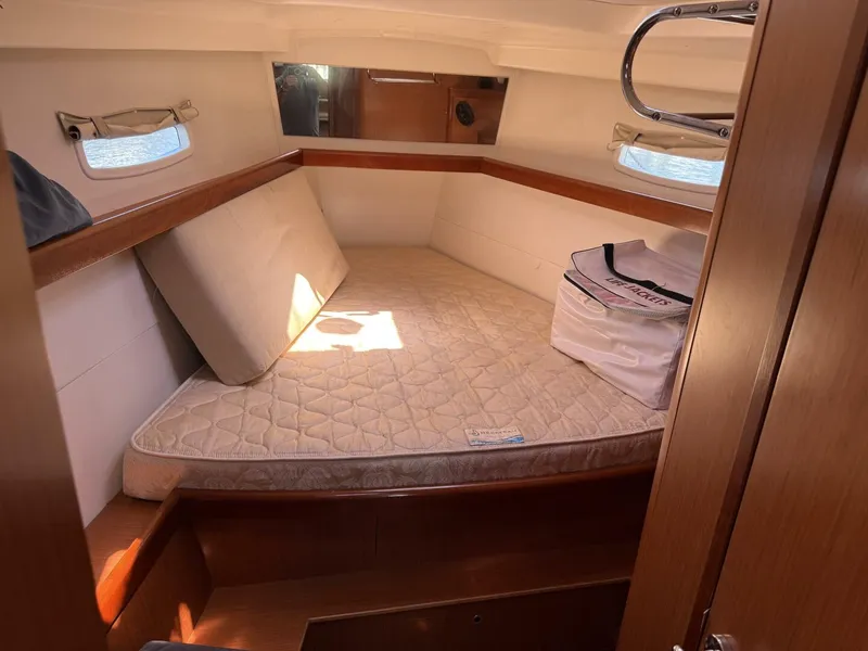 Slide: The Image of Beneteau Oceanis 43 2010 - 56