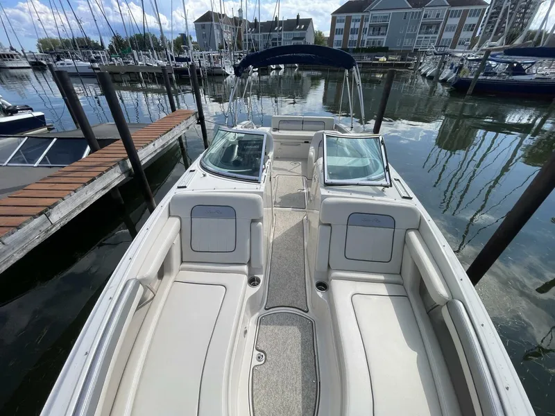 Slide: The Image of Sea Ray 280 Sun Deck 2010 - 20