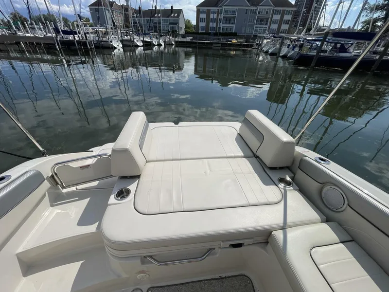 Slide: The Image of Sea Ray 280 Sun Deck 2010 - 54