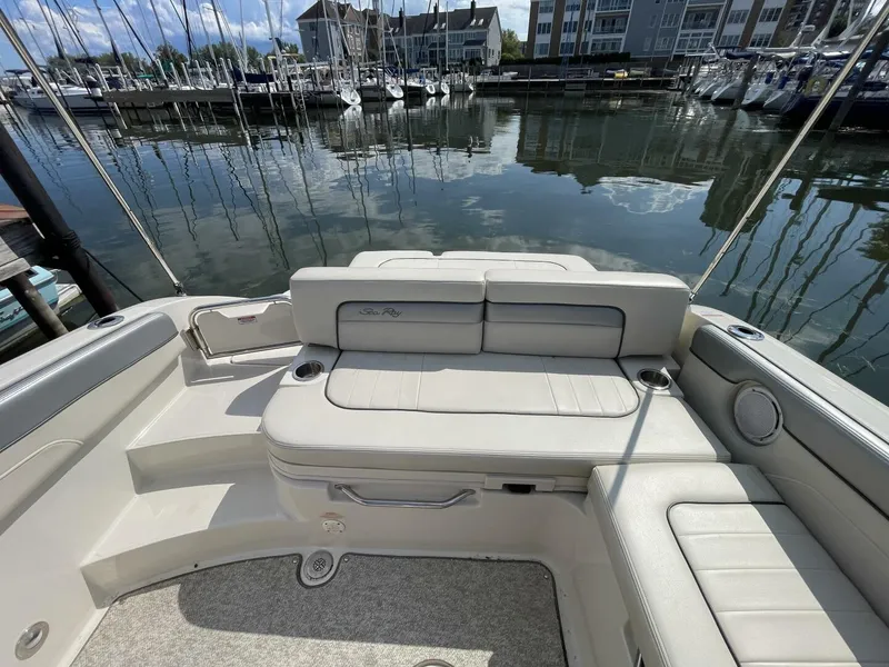 Slide: The Image of Sea Ray 280 Sun Deck 2010 - 56