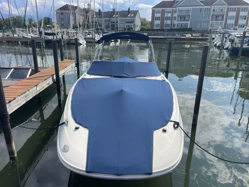 Slide: The Image of Sea Ray 280 Sun Deck 2010 - 60