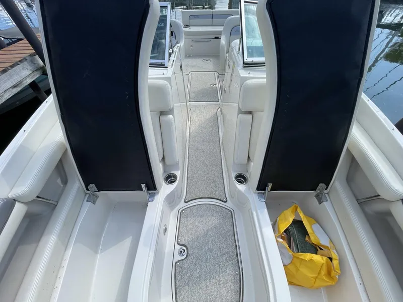 Slide: The Image of Sea Ray 280 Sun Deck 2010 - 8