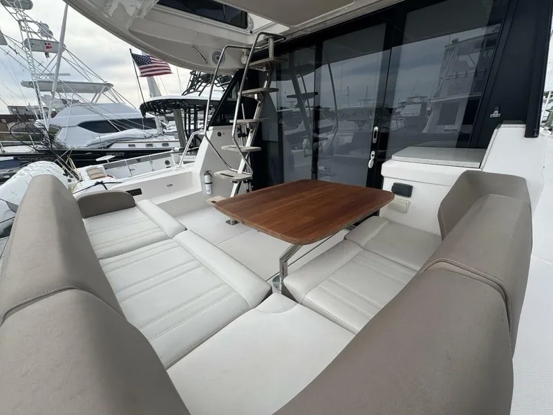 Slide: The Image of Regal 42 Fly 2017 - 12