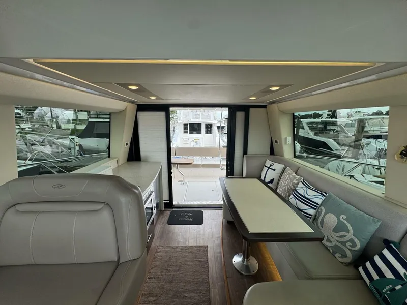 Slide: The Image of Regal 42 Fly 2017 - 13