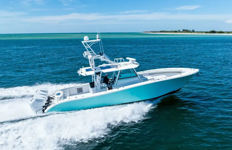 The Image of Yellowfin 42 Offshore 2017 - 0