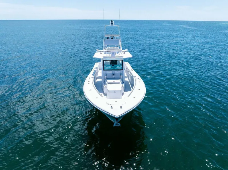 Slide: The Image of Yellowfin 42 Offshore 2017 - 28