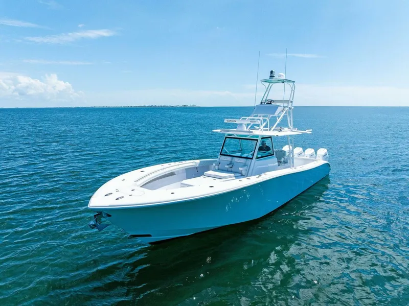 Slide: The Image of Yellowfin 42 Offshore 2017 - 29