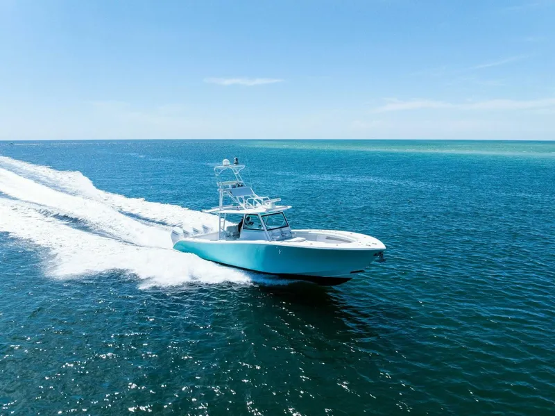 Slide: The Image of Yellowfin 42 Offshore 2017 - 34