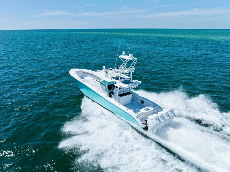 Slide: The Image of Yellowfin 42 Offshore 2017 - 41