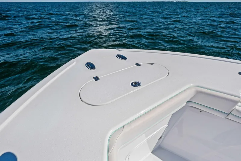 Slide: The Image of Yellowfin 42 Offshore 2017 - 9