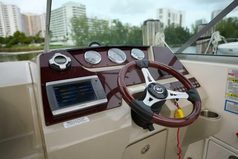 Slide: The Image of Sea Ray 260 Sundancer 2011 - 11