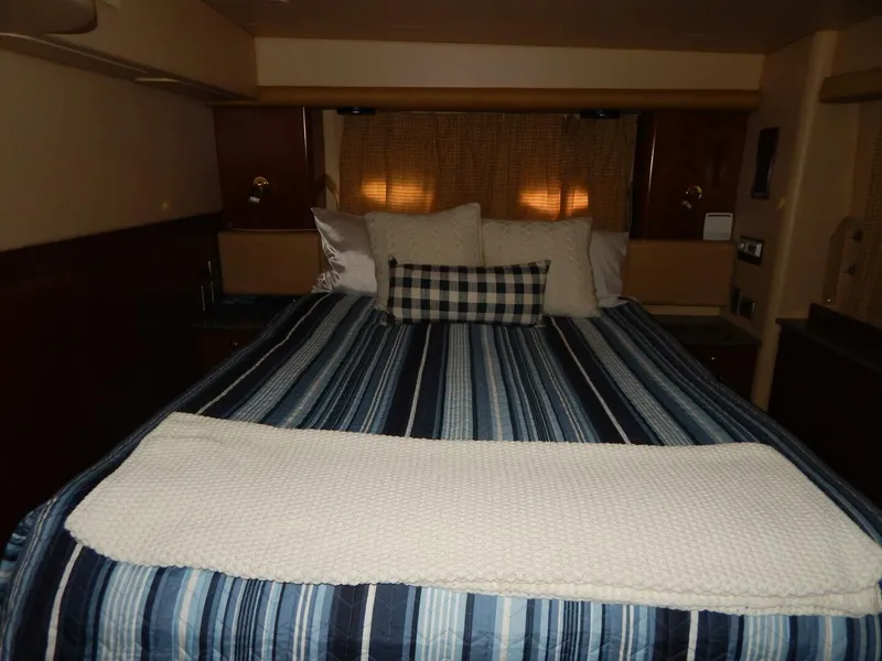 Slide: The Image of Meridian 408 Motor Yacht 2005 - 16