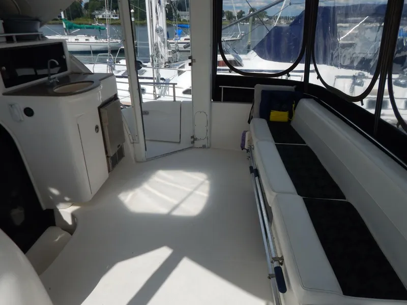 Slide: The Image of Meridian 408 Motor Yacht 2005 - 33